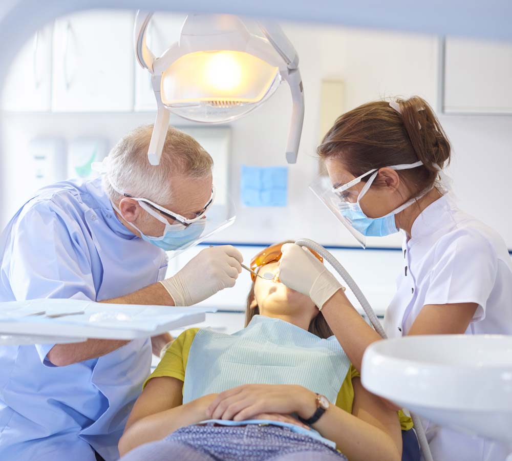 tooth extraction in castor and stettler